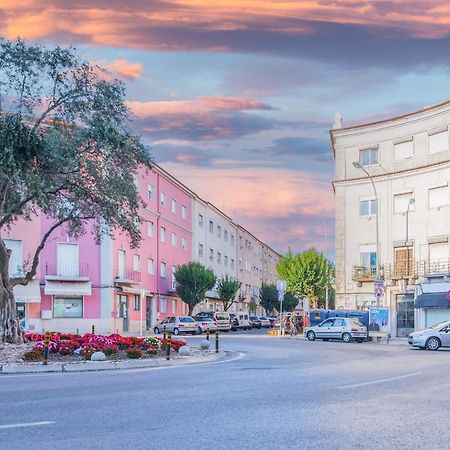 فندق April Square By Lisbon With Sintra أمادورا المظهر الخارجي الصورة